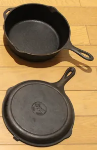 Lodge cast iron Combo Cooker: the deep long-handled pot and the shallow skillet that is its lid